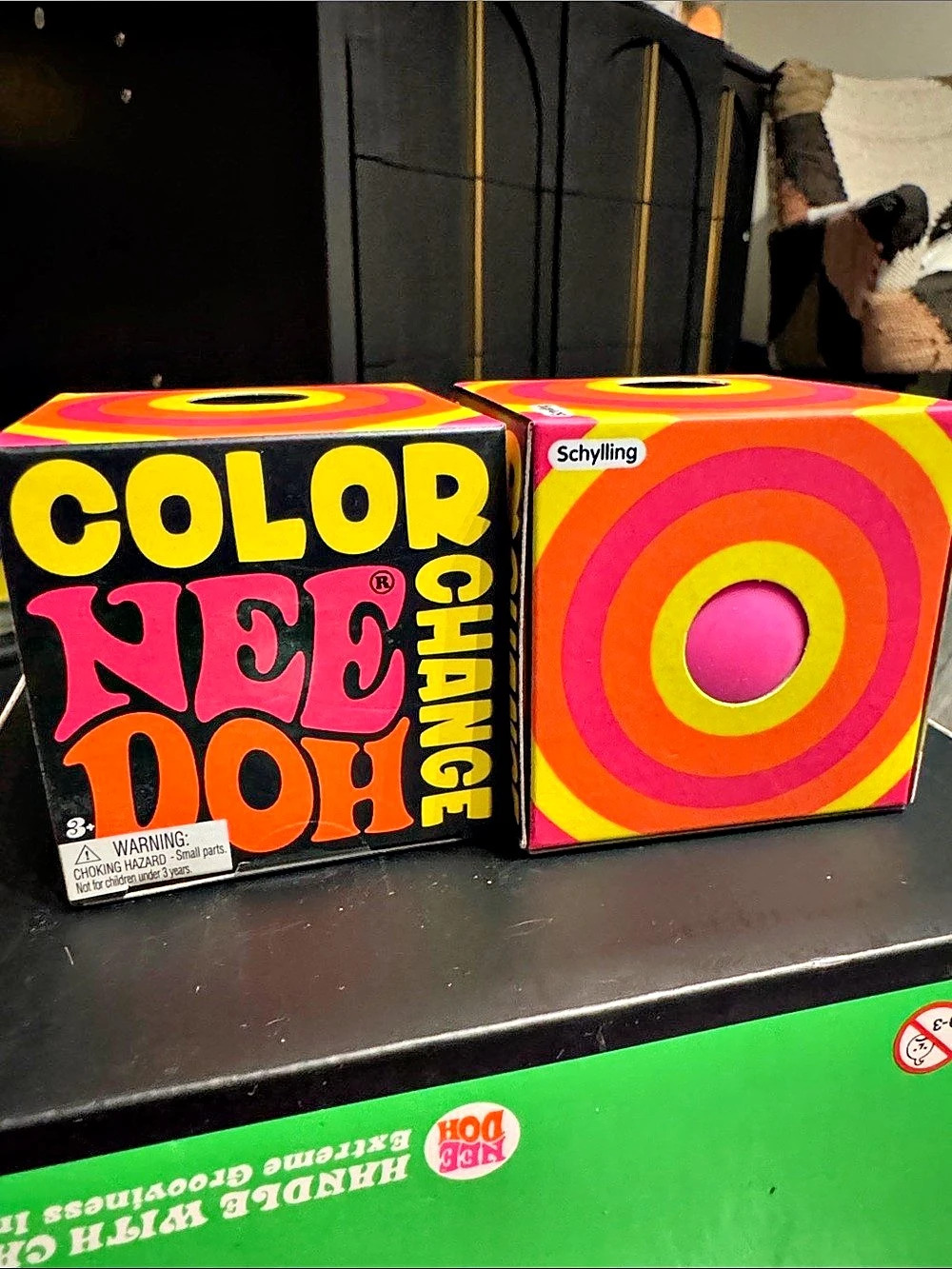 Needoh Color Change - pink or blue
